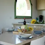 Rustic Charm, Modern Comfort Dom wakacyjny