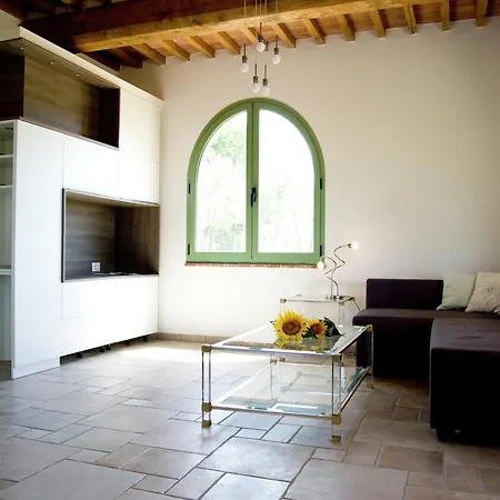 בית נופש Rustic Charm, Modern Comfort *