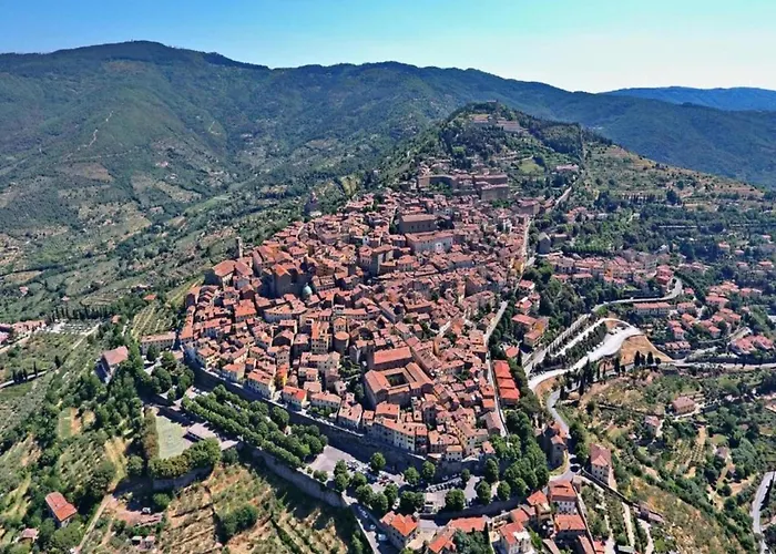 Rustic Charm, Modern Comfort Holiday home Cortona