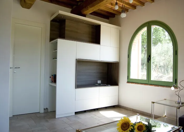 Rustic Charm, Modern Comfort Hébergement de vacances Cortone