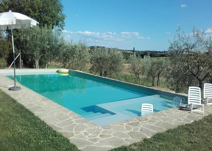 Rustic Charm, Modern Comfort Hébergement de vacances *