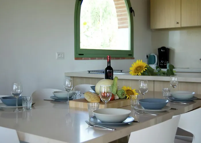 Rustic Charm, Modern Comfort Hébergement de vacances